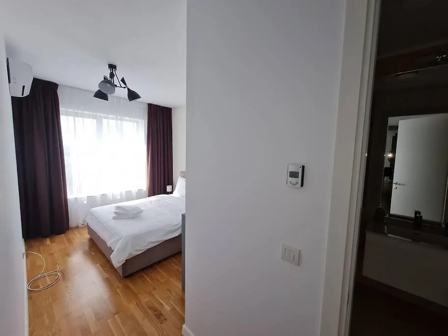 Luxuria Aparthotel ブカレスト